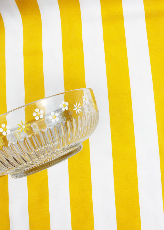 Daisy field ribbed small bowl